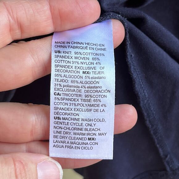 Chico's Women's Navy Embroidered Flare Sleeve Top Size 3 (XL) - Picture 6 of 6